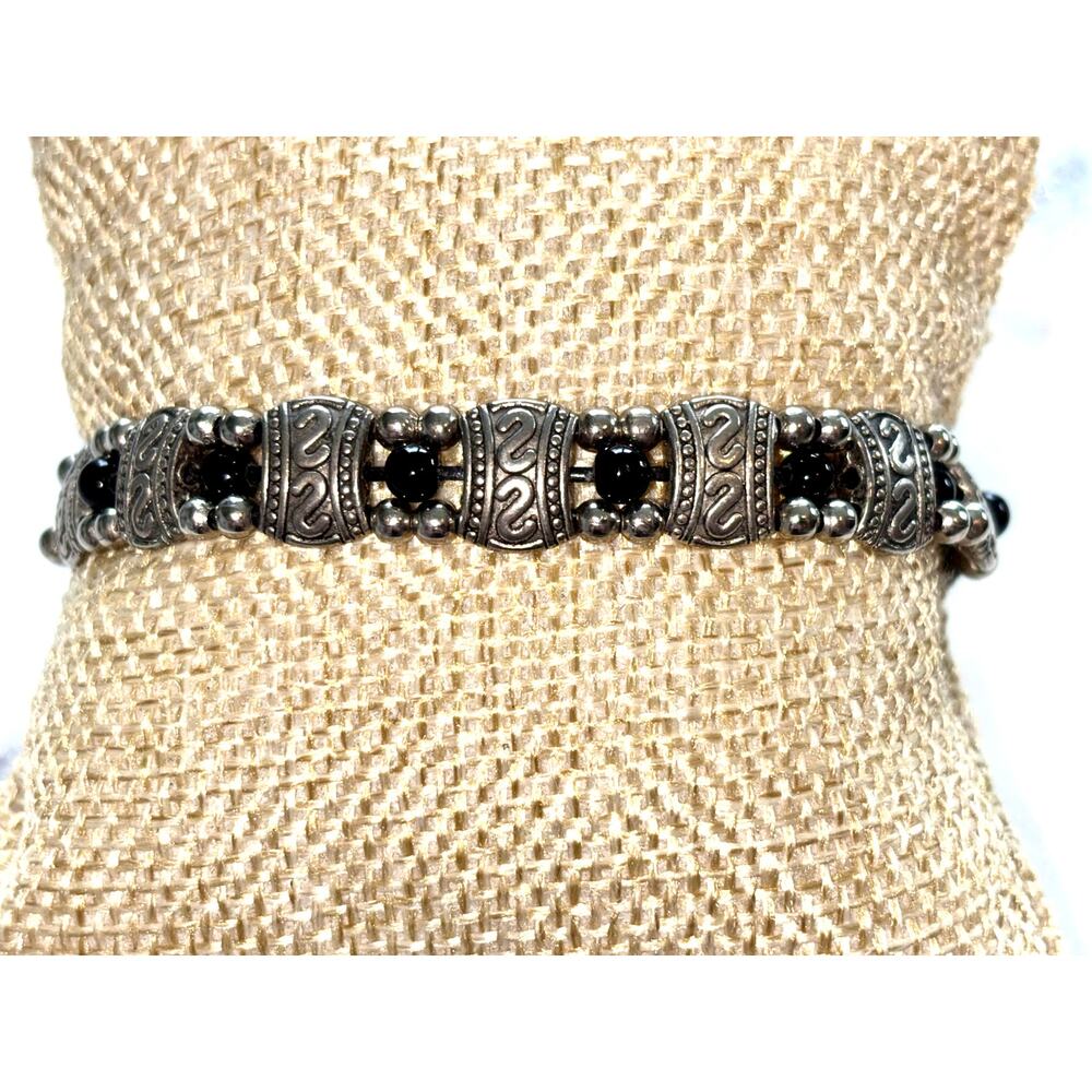 Vintage Silver Bracelet with Black Beaded Accents - Picture 5 of 9